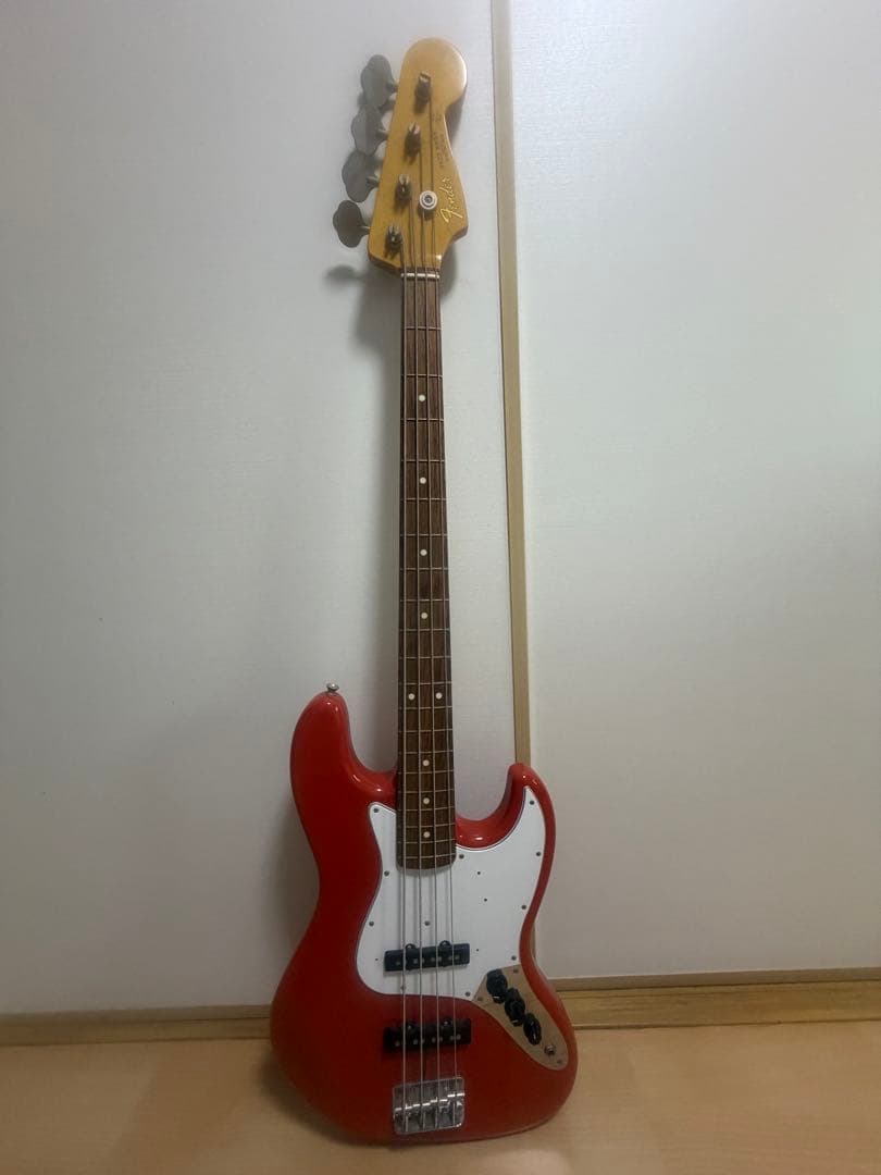 Fender Jazz Bass レッド