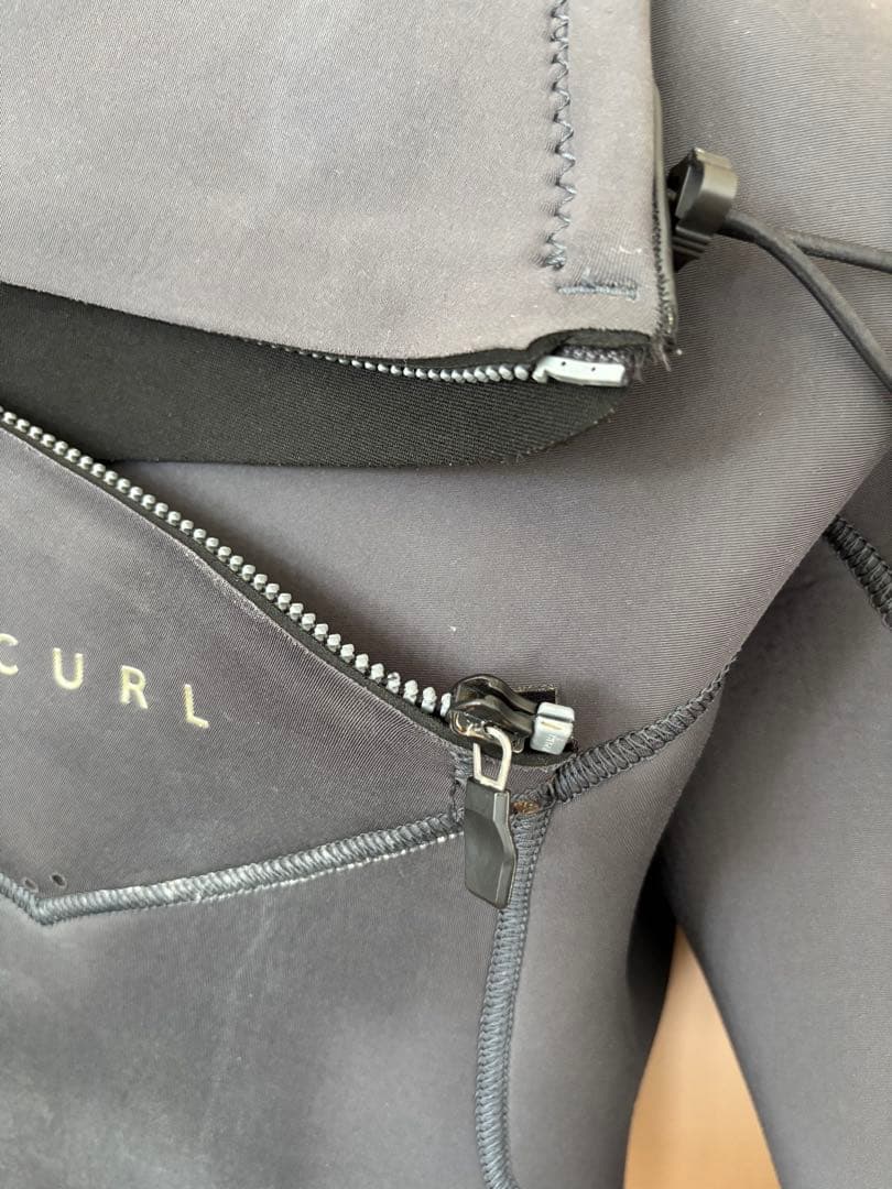 【状態良】RIP CURLウェットスーツ ジャーフル MS フロントジップ4/3