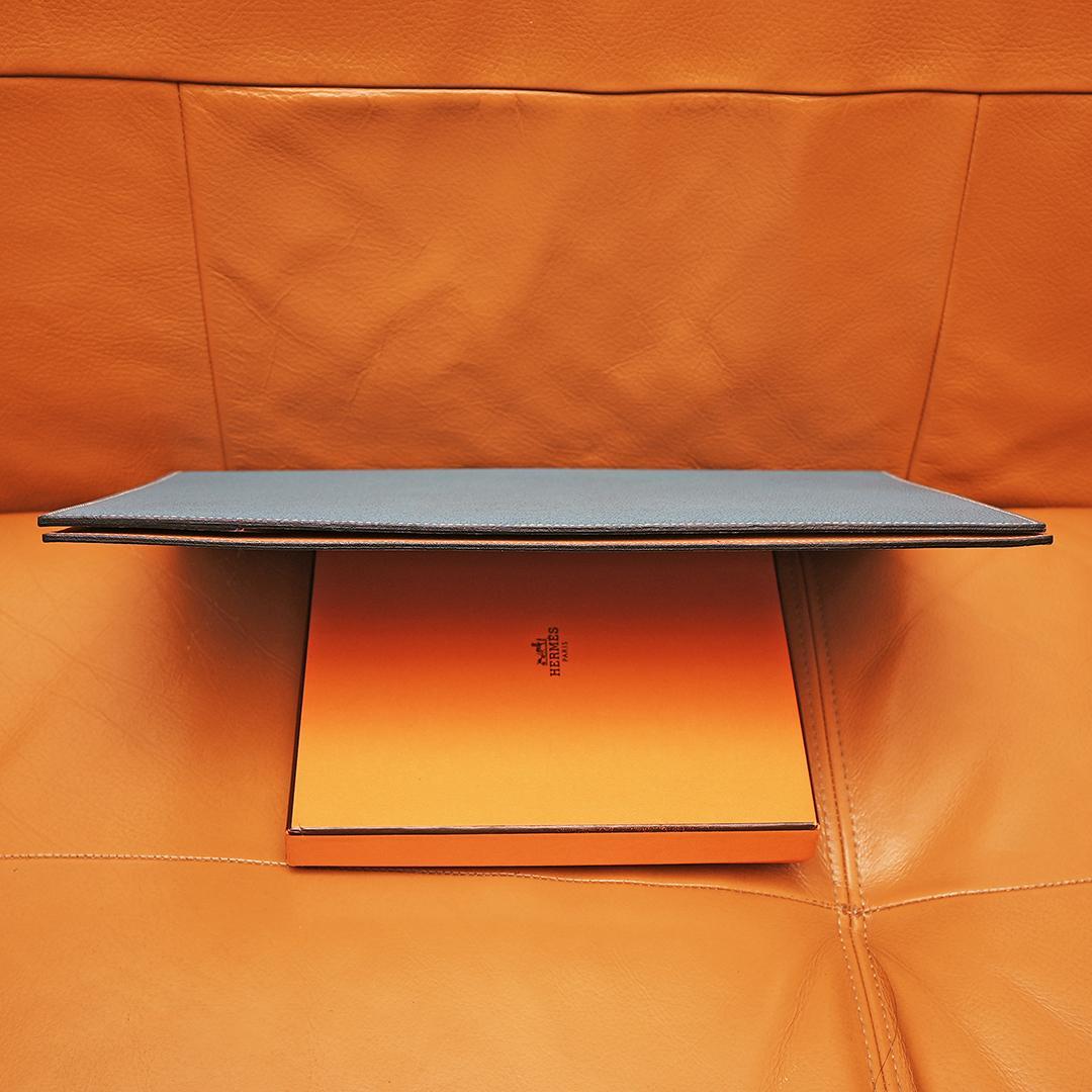 希少　美品　 エルメス A4　ノートカバー　バイカラー　アジェンダ ブルージーン