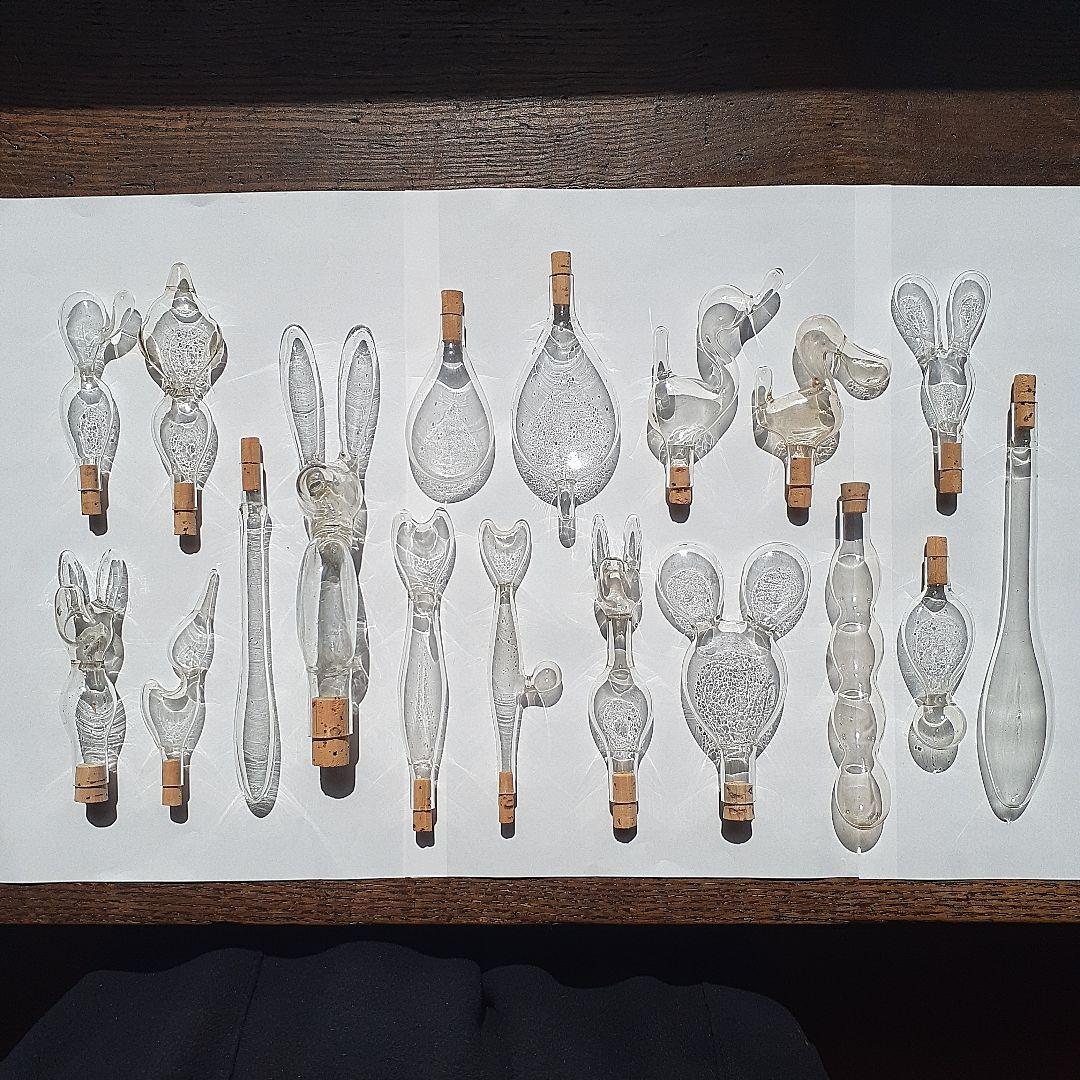 ゴム風船型R　アンティーク硝子　吹きガラス　レトロ雑貨　とろとろガラス