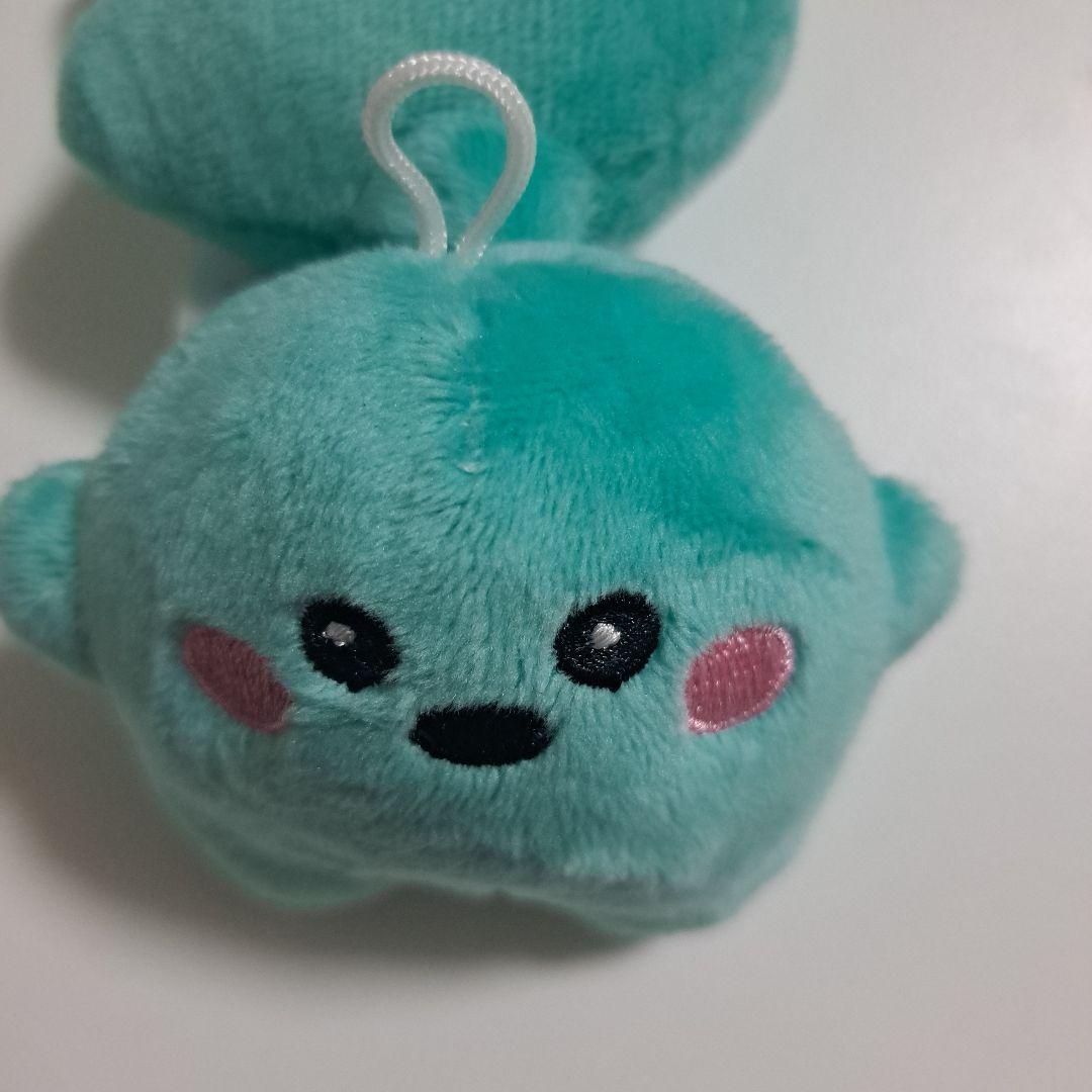 サーキュウーラ(万博ドイツパビリオンのマスコットの青い小さいぬいぐるみ２個)