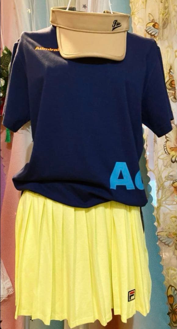 No.867 FILA スモーキーYELLOWのプリーツ☆新品☆XL☆