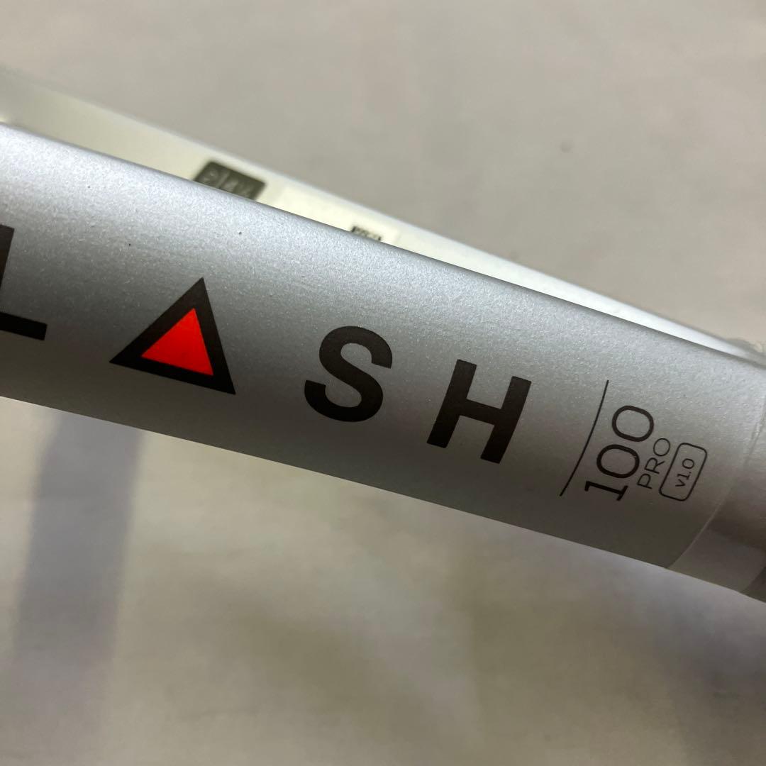 ウィルソン　CLASH100 PROグリップ2 1/4限定カラー？