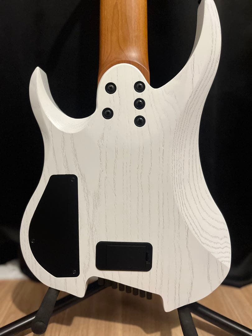 Legator Ghost G8FP  Fall 8弦 ヘッドレスギター