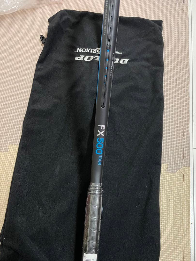 テニス用ラケット　ダンロップ　スリクソン