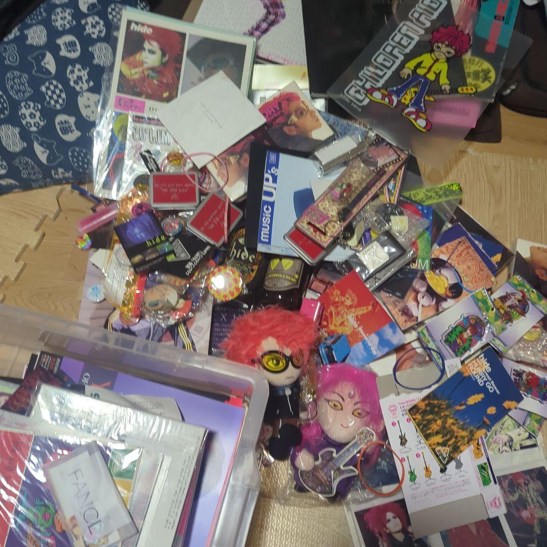 x Japan hide ジャンク　グッズcdバッジチラシ本等超大量セット