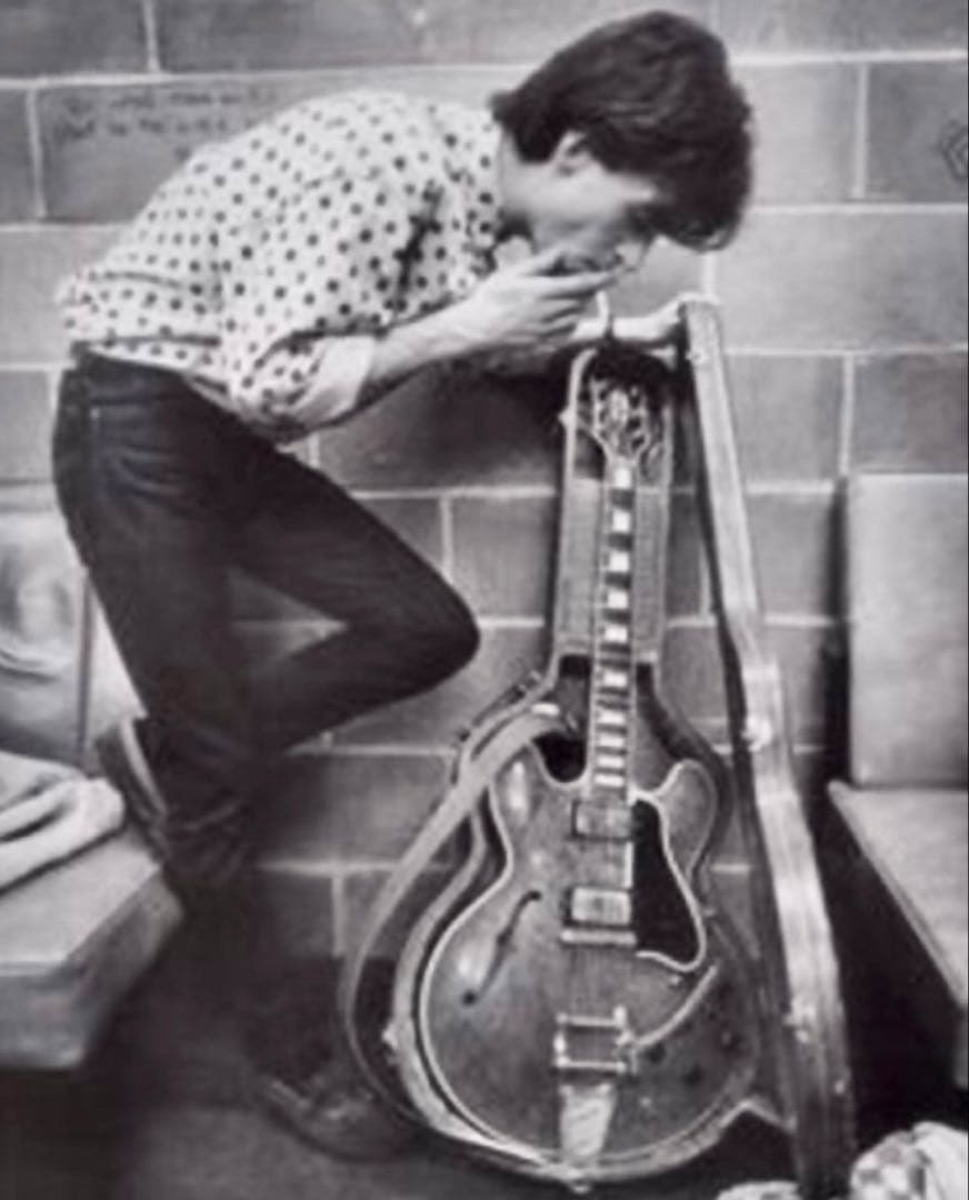 ギター Gibson ES-335 Memphis 2018 Lefty