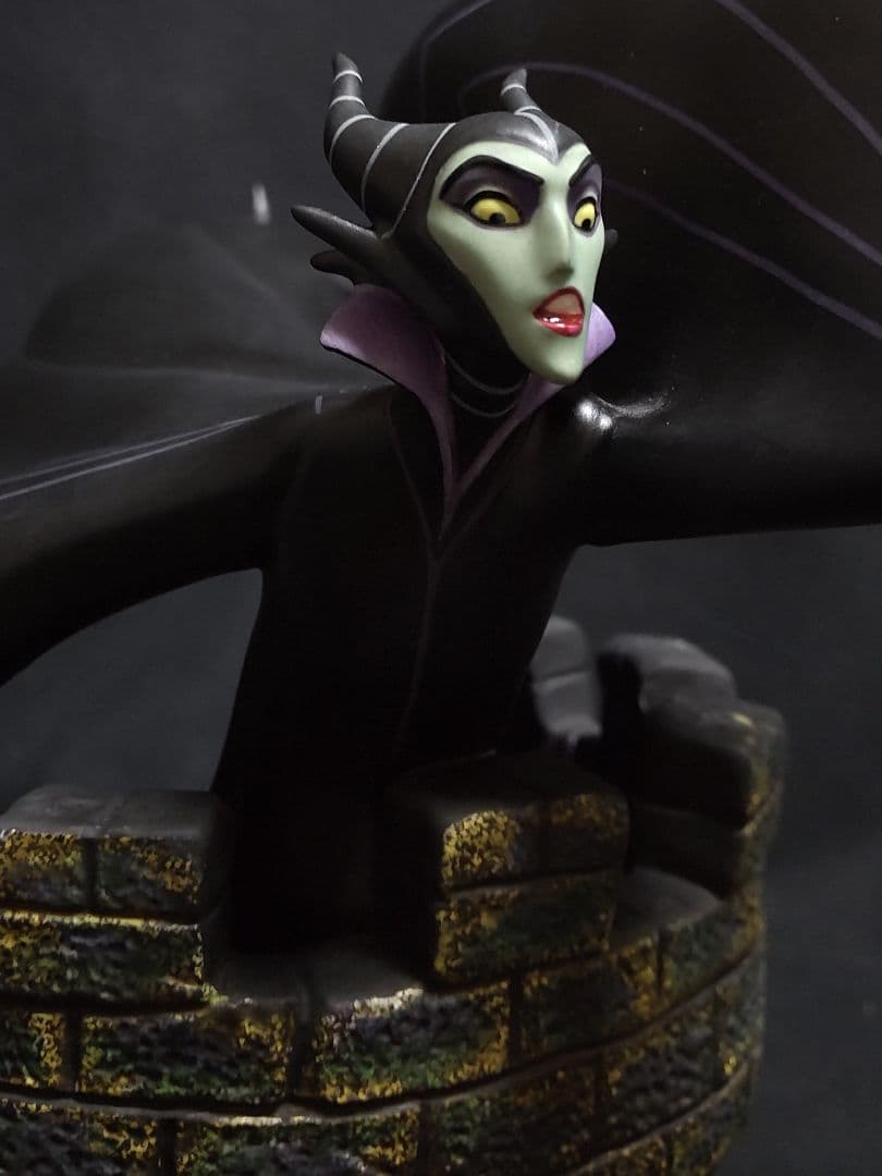 WDCC　マレフィセント　眠れる森の美女　　邪悪な妖精　ディズニー
