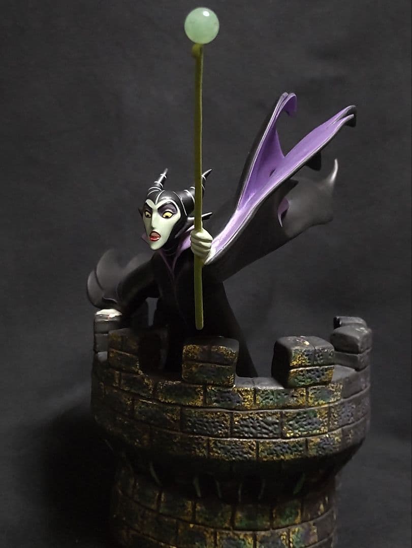 WDCC　マレフィセント　眠れる森の美女　　邪悪な妖精　ディズニー
