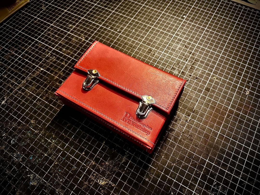 10月のSALE品！Pvt.Workshop 本革　デッキケース