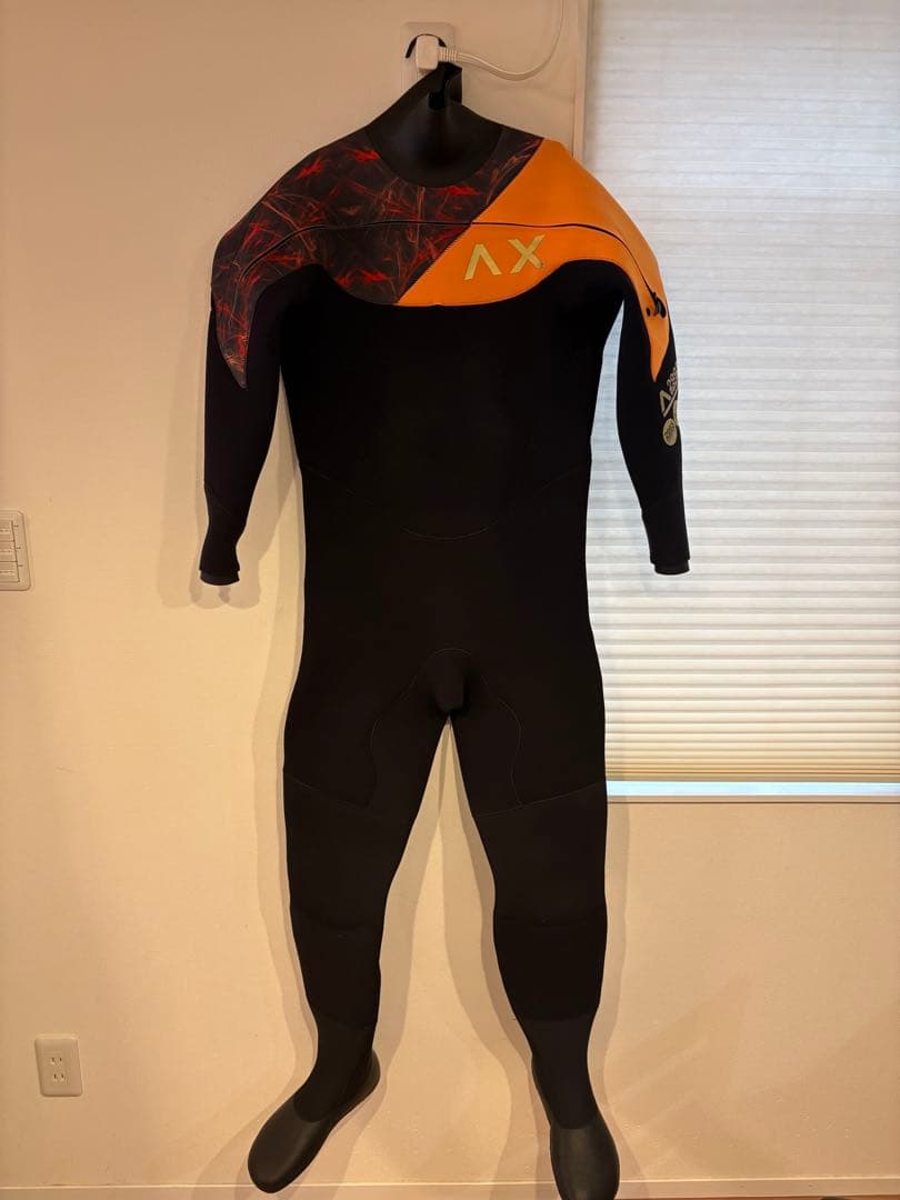 AXXE アックスドライスーツ　MLからＬ