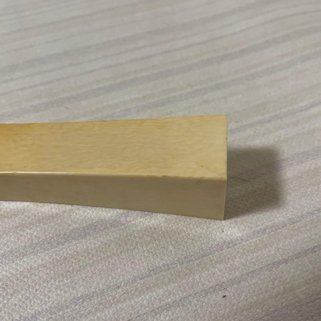 保管品 三味線バチ 花柄ケース付き べっこう