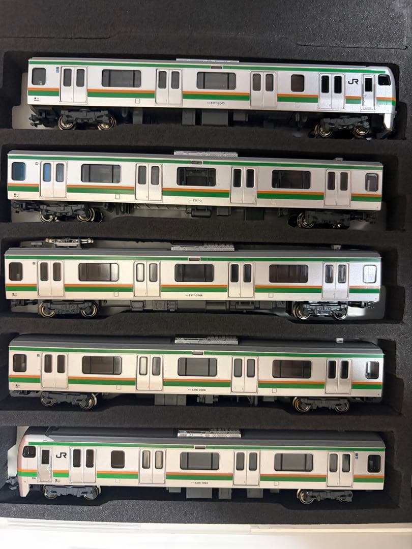 KATO E217系　東海道線　TOMIX E233 3000系　近郊電車　JR