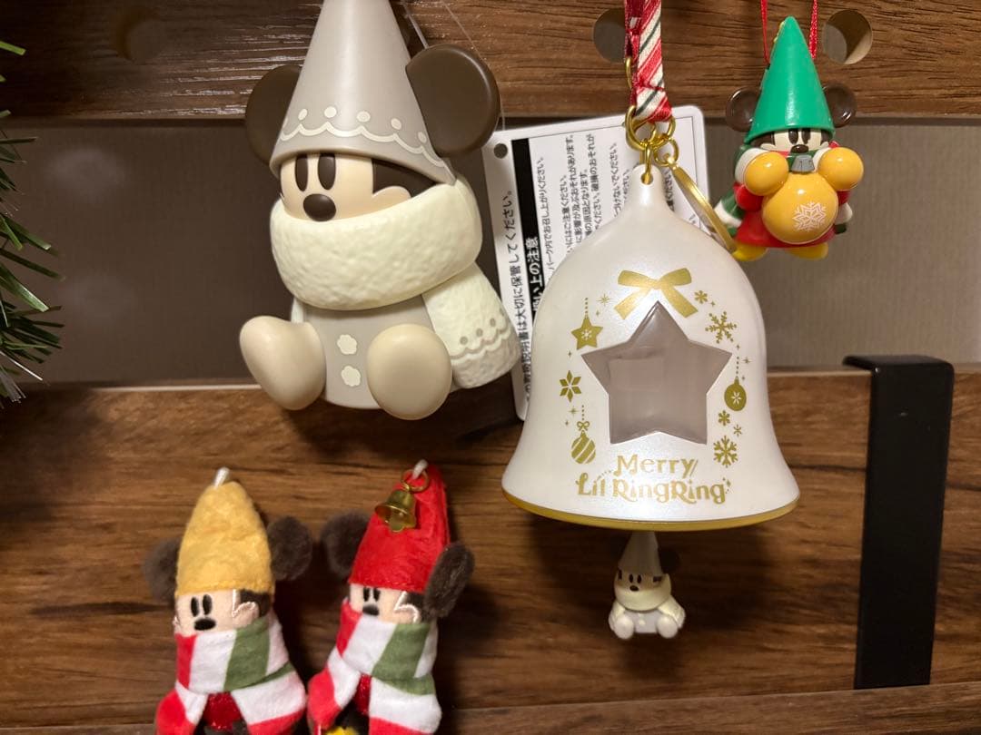 リルリンリン2024 2023 ディズニー クリスマス オーナメント リース