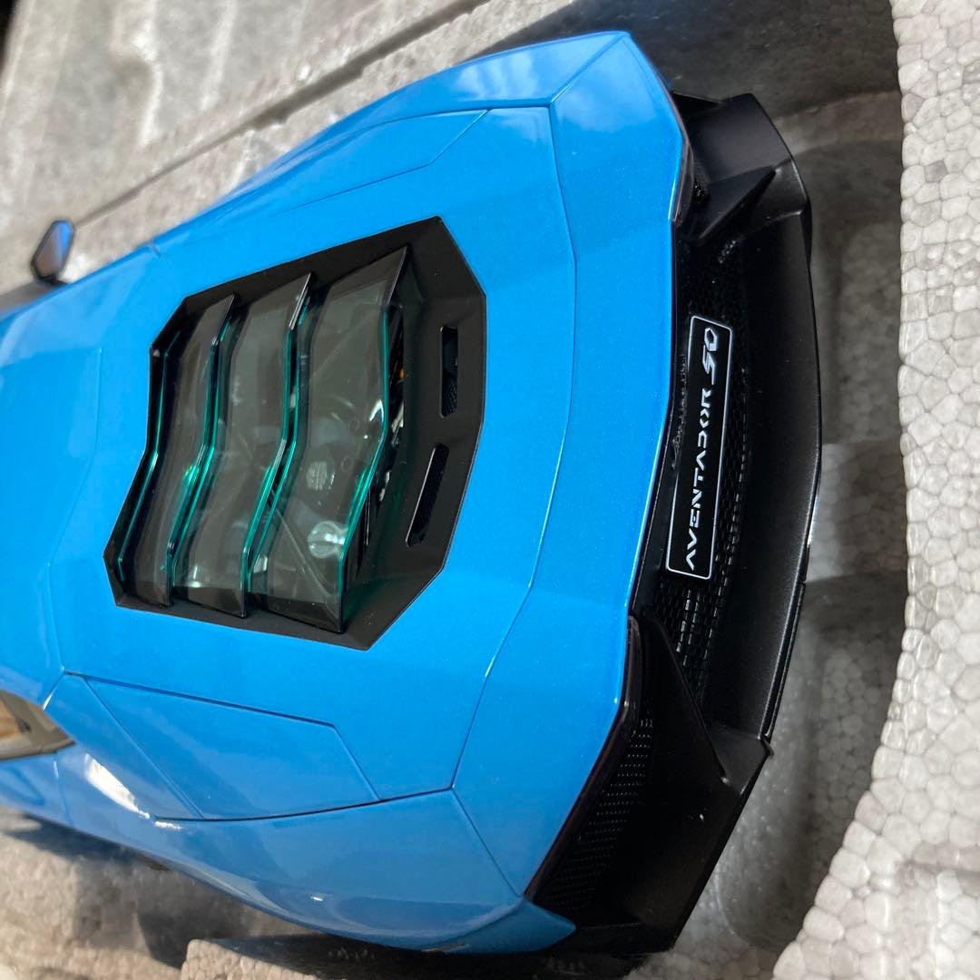 ランボルギーニアヴェンタドールLP720-4 50th アニバーサリオブルー