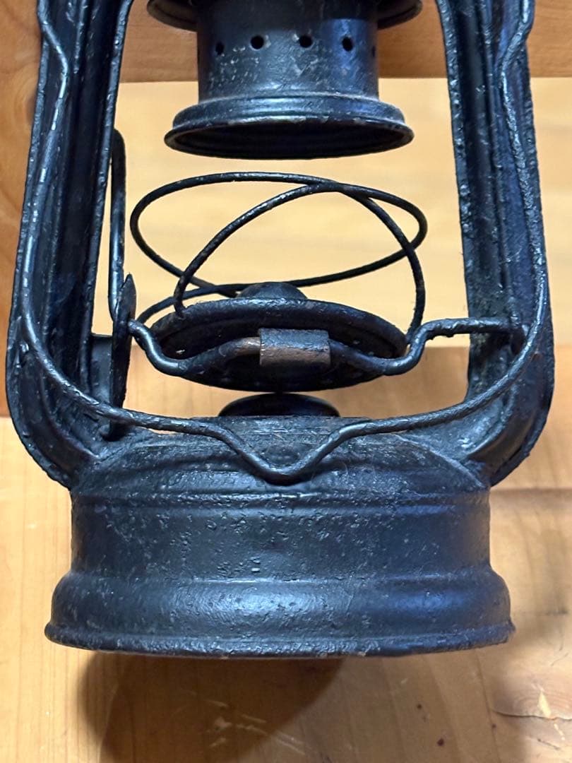 ライト・ランタン WW2 FEUERHAND 75 Junk