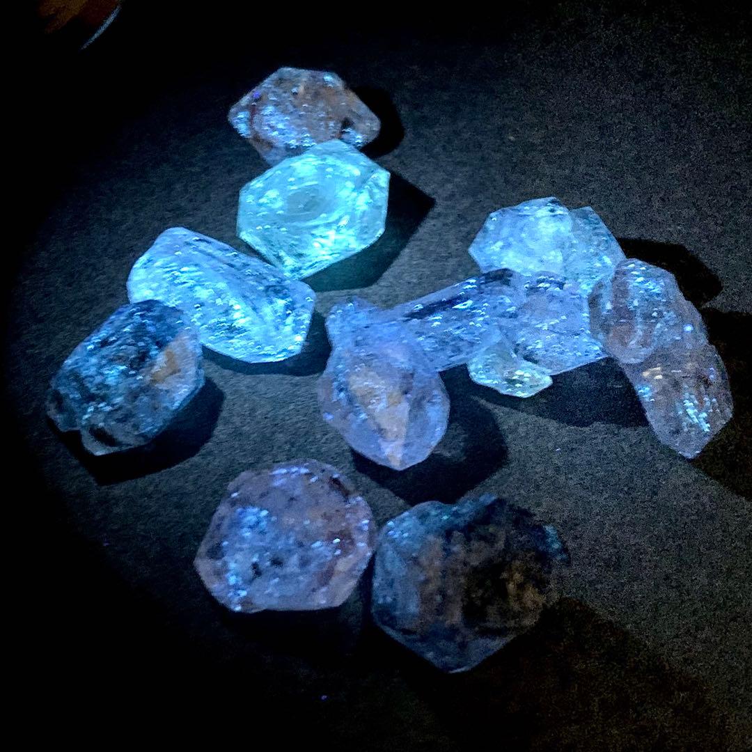 ペトロレアムクォーツ(特大)5個セットx-1/蛍光水晶