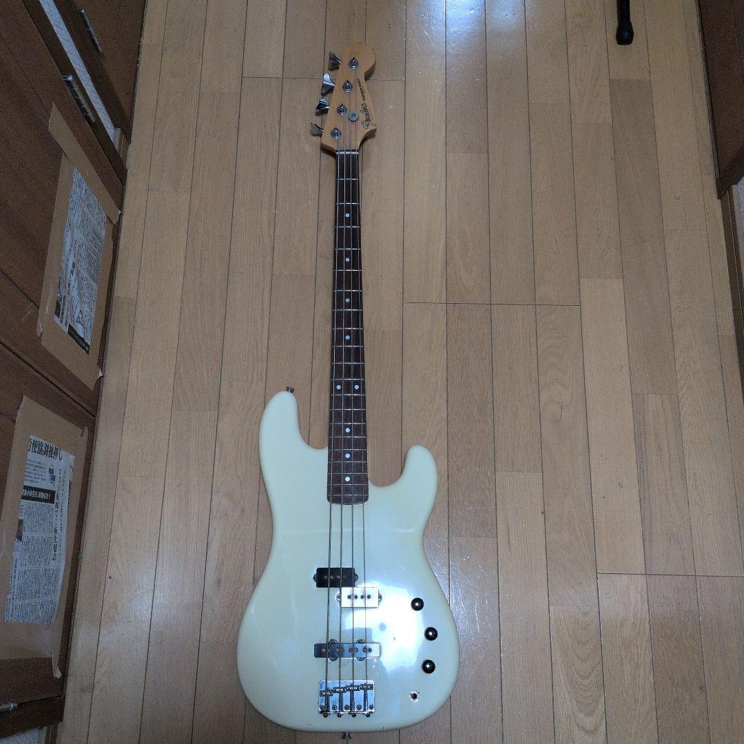D*y様 Fender Precision Bass ホワイト