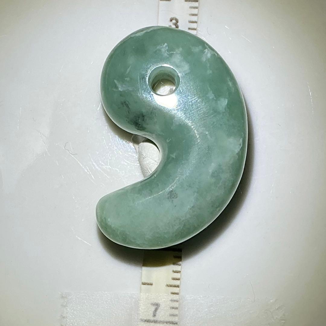 糸魚川翡翠　金山谷　勾玉　（追加入手できました）