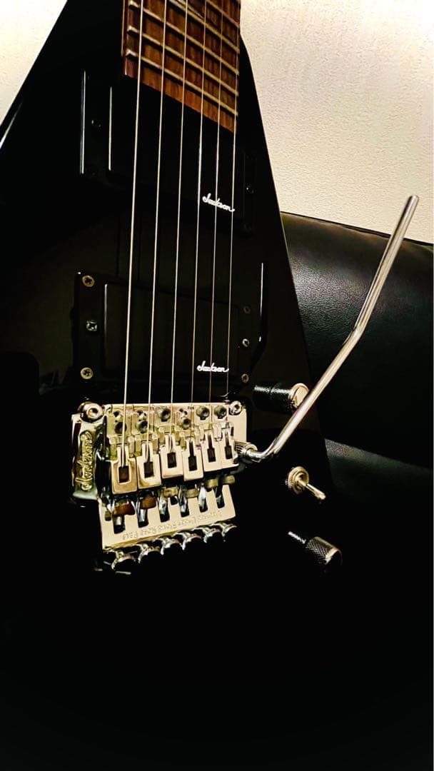 Jackson KING-V Floyd Rose　ジャクソン フライングV 黒
