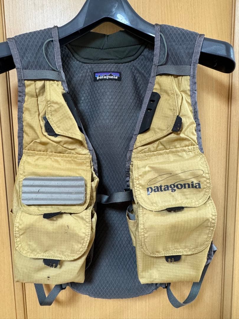 patagonia ハイブリッド・パック・ベスト