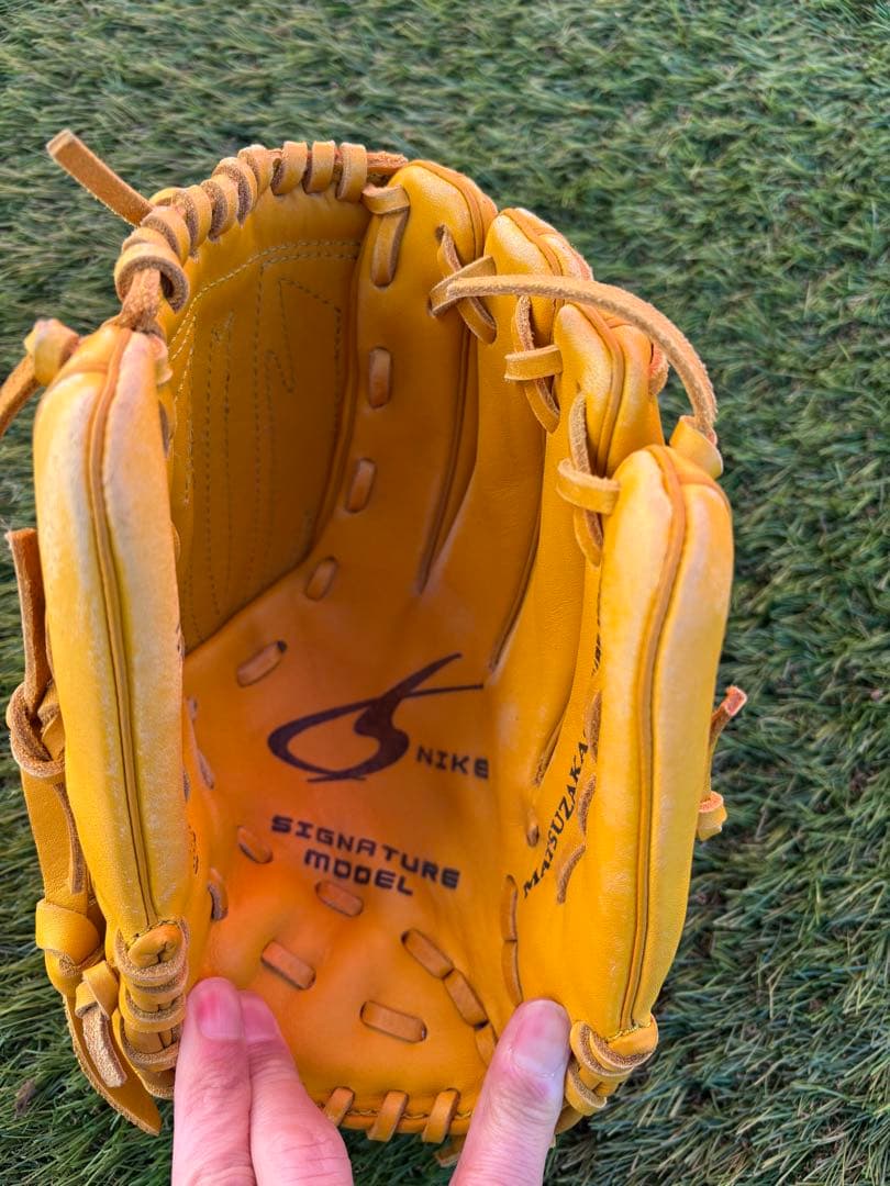 松坂モデル Nike 軟式グローブ イエロー 右投げ用　少年野球