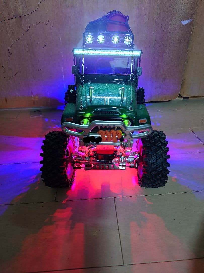 タミヤ　CR01 ランクル　フルカスタム