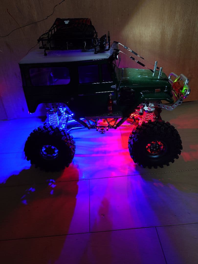 タミヤ　CR01 ランクル　フルカスタム