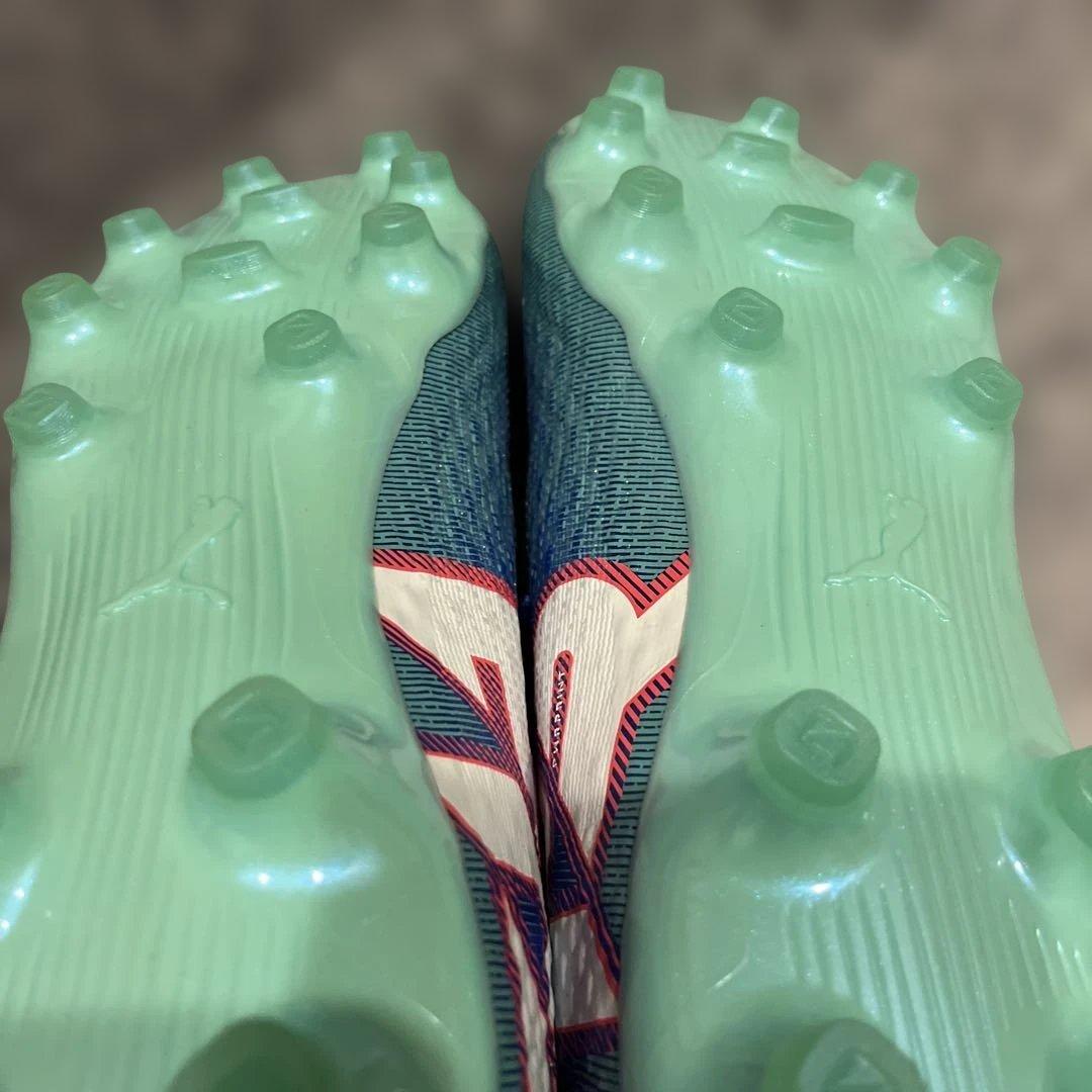 プーマ フューチャー　Future 7 アルティメットトップモデル　水色