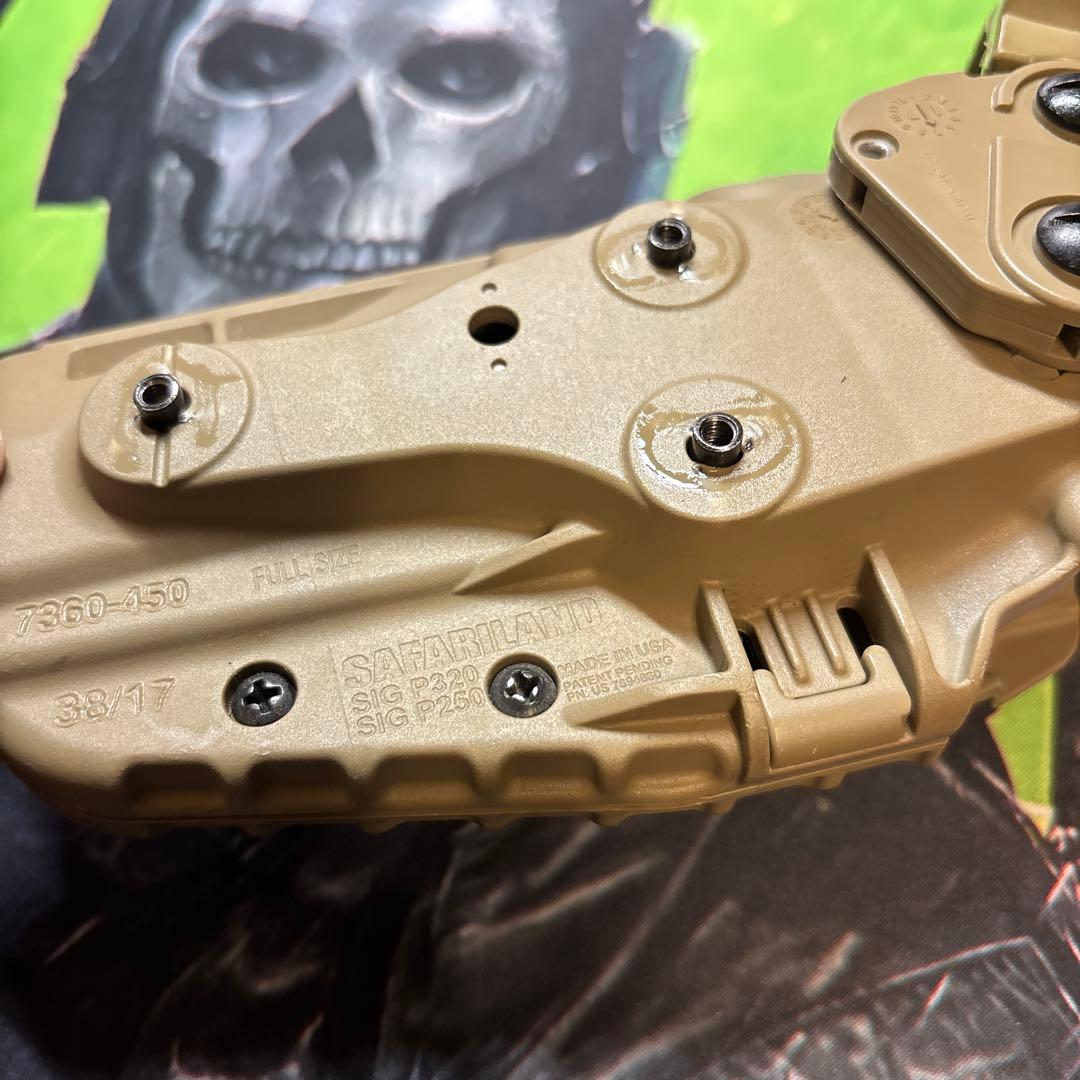 Safariland実物　SIG P320 M17 p250 ホルスター タン
