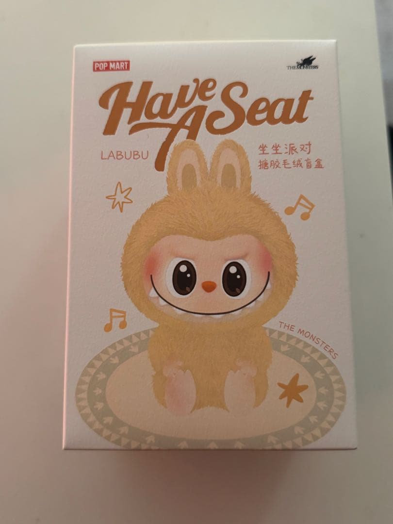 POP MART Have A Seat LABUBU ぬいぐるみ