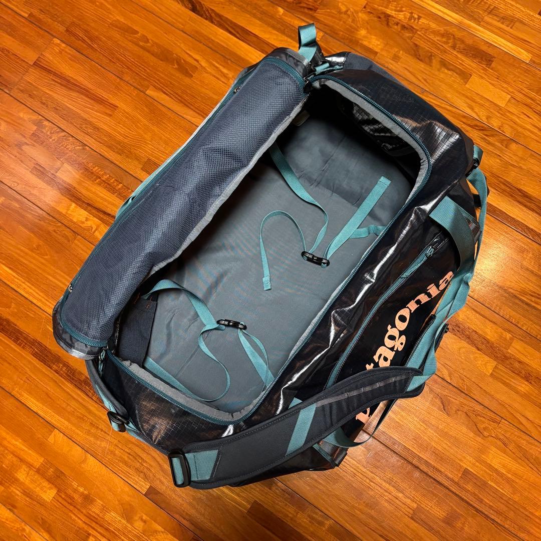 patagonia ブラックホール ダッフル90L ネイビー