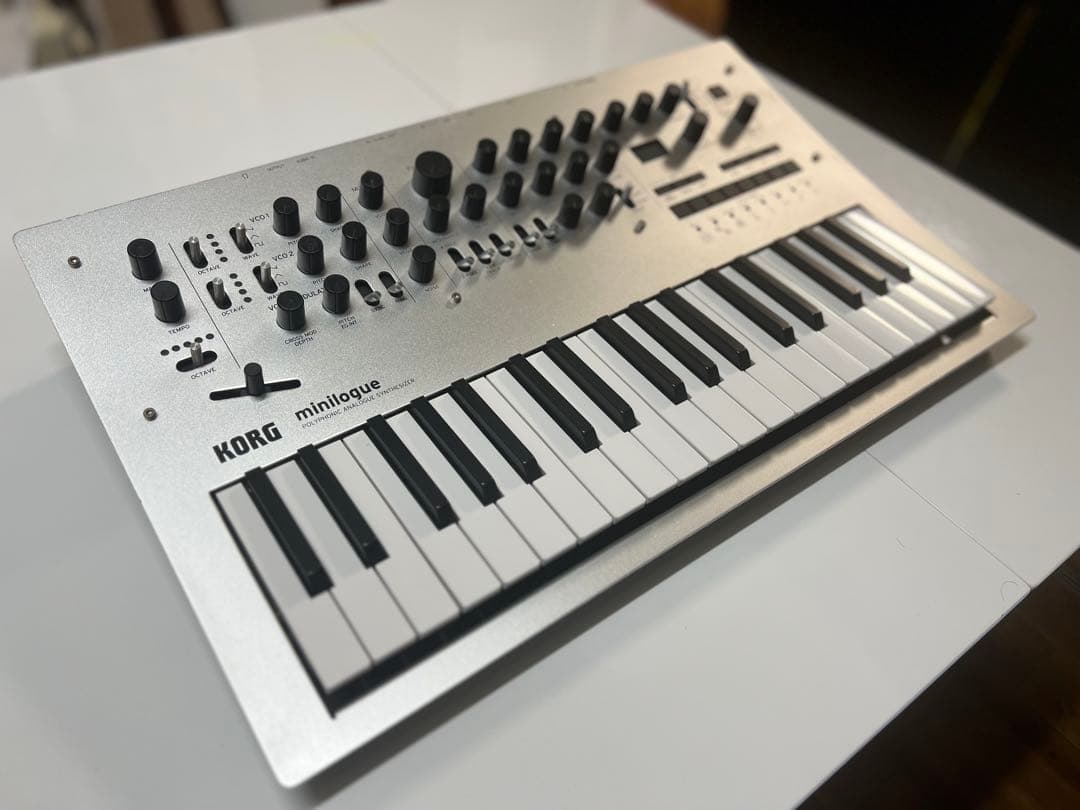 【最終値下げ】KORG minilogue (アナログシンセサイザー)