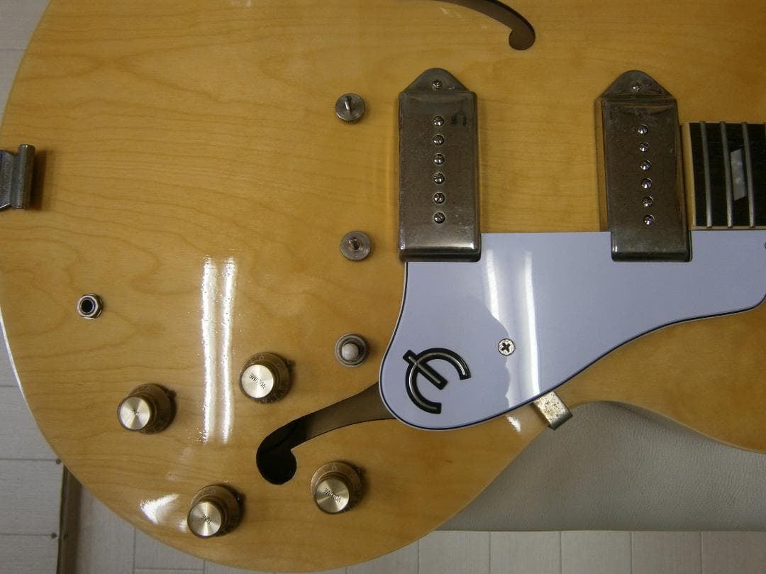 エピフォン＜カジノ・Casino＞欠品パーツあり