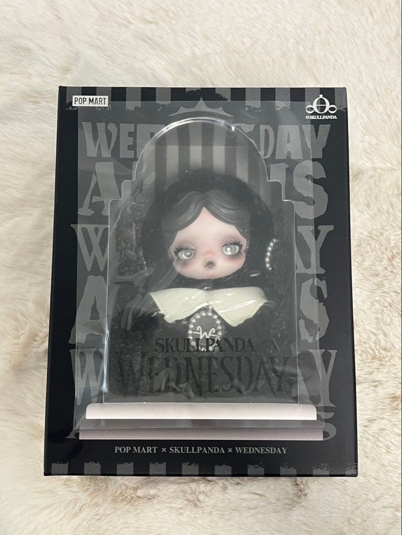 POPMART SKULLPANDA Wednesday NY限定スカルパンダ①