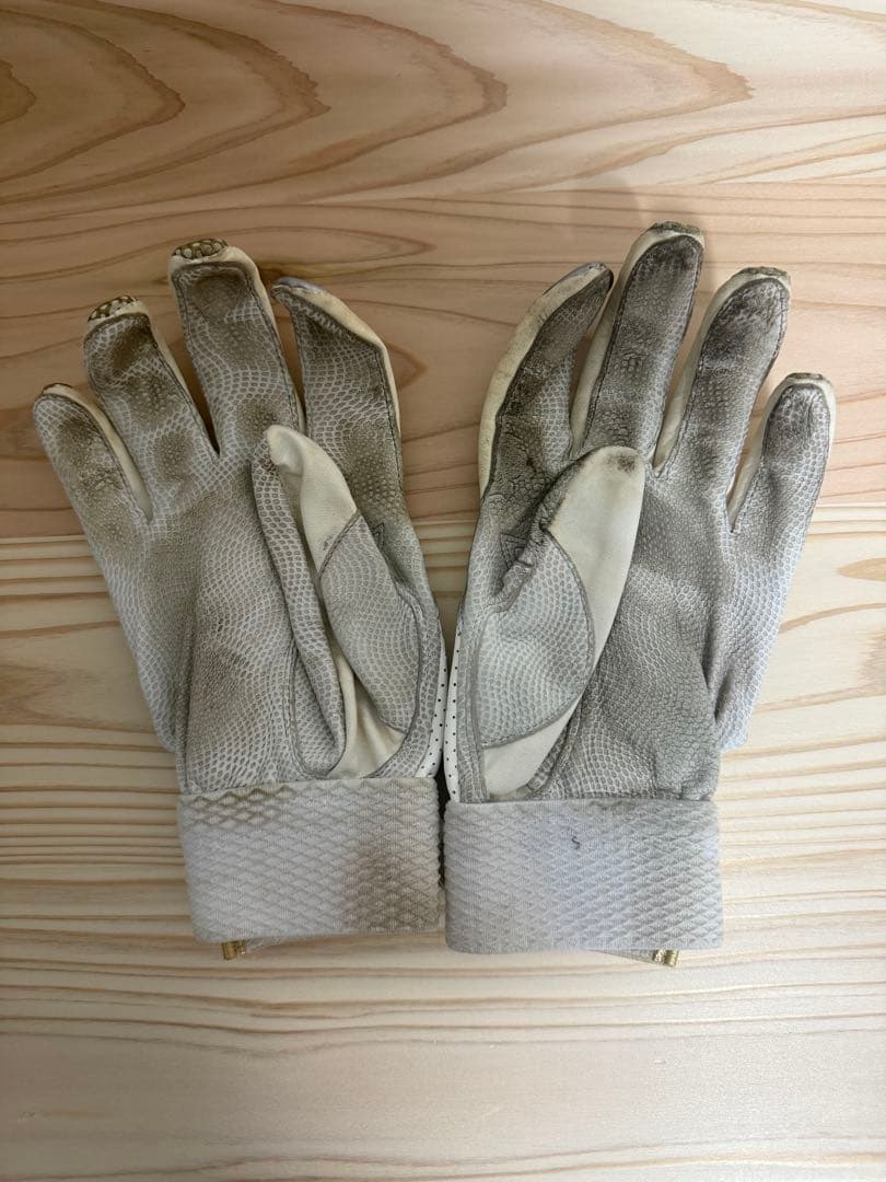 東京ヤクルトスワローズ　宮本丈　使用済　バッティング手袋