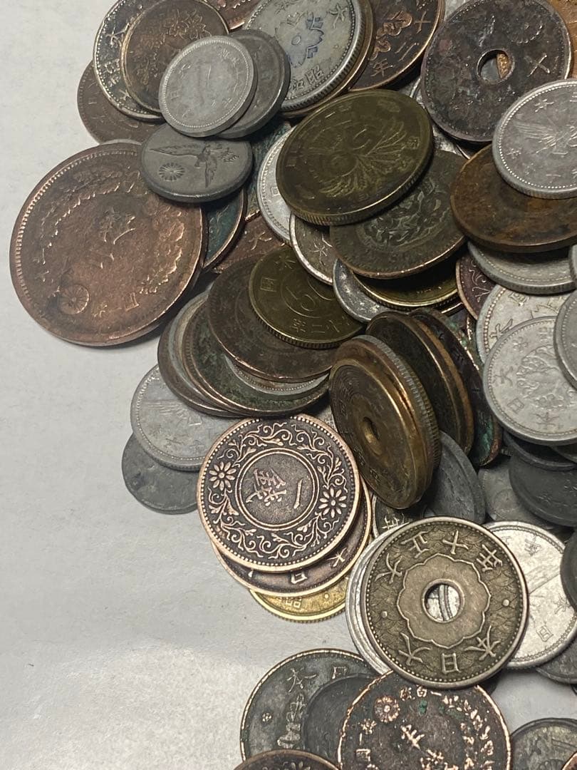 古銭 銅貨・黄銅貨・青銅貨・白銅貨・ニッケル貨錫貨アルミ貨など3.1㎏NO.61