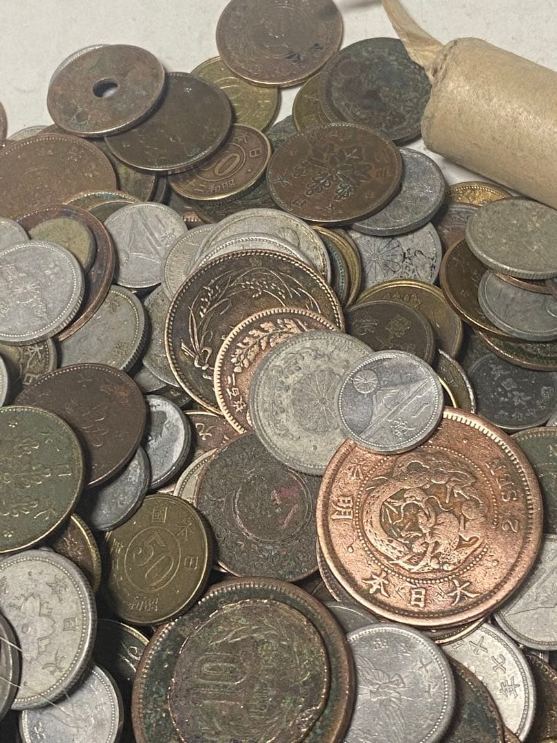 古銭 銅貨・黄銅貨・青銅貨・白銅貨・ニッケル貨錫貨アルミ貨など3.1㎏NO.61