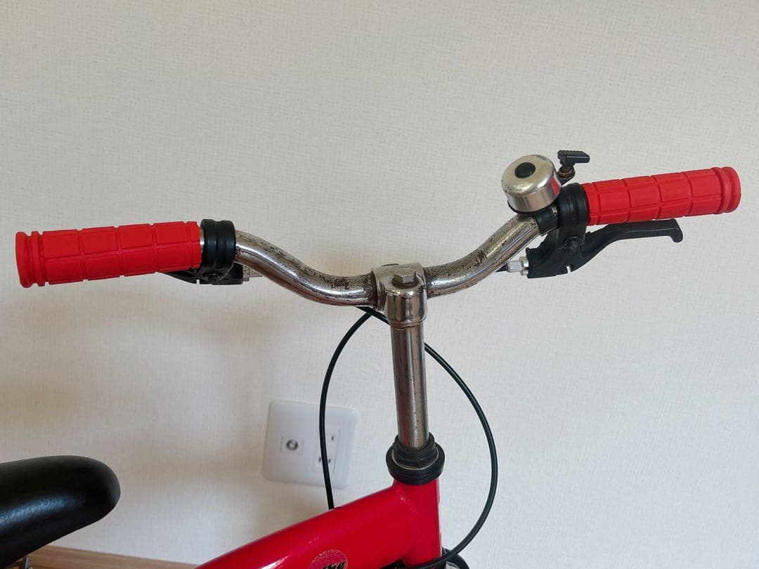 【引取限定】へんしんバイク 補助輪つき