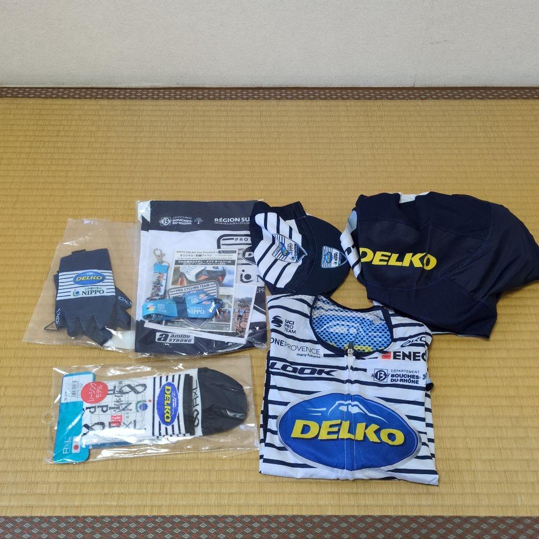【未使用品】サイクルジャージ上下、手袋、靴下、帽子、サコッシュセット
