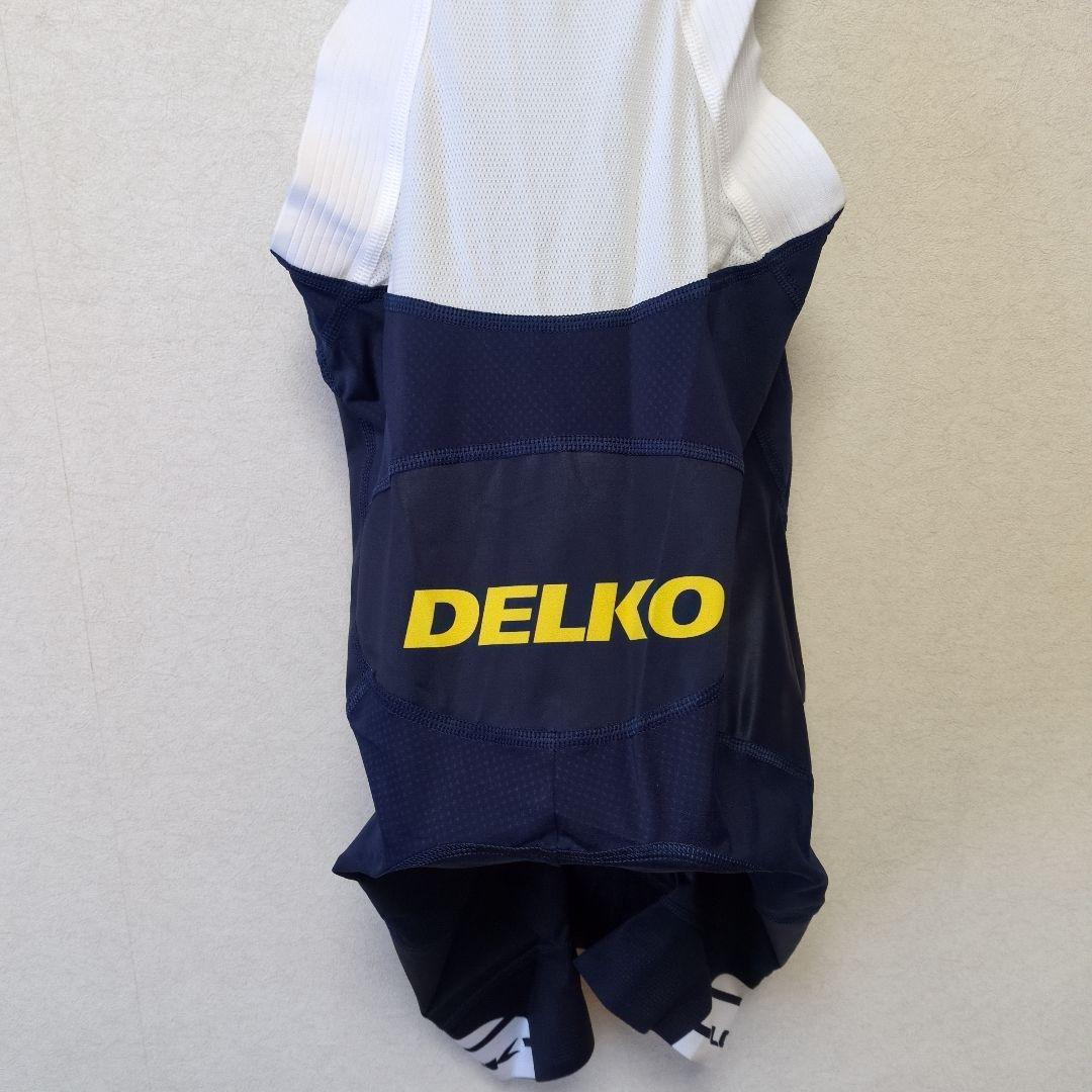 【未使用品】サイクルジャージ上下、手袋、靴下、帽子、サコッシュセット