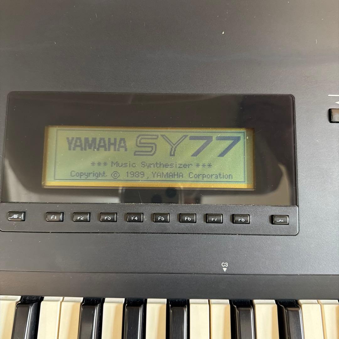 YAMAHA SY77 シンセサイザー