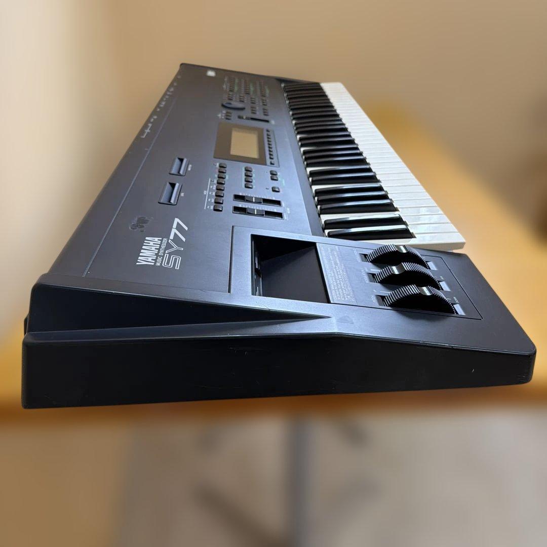 YAMAHA SY77 シンセサイザー