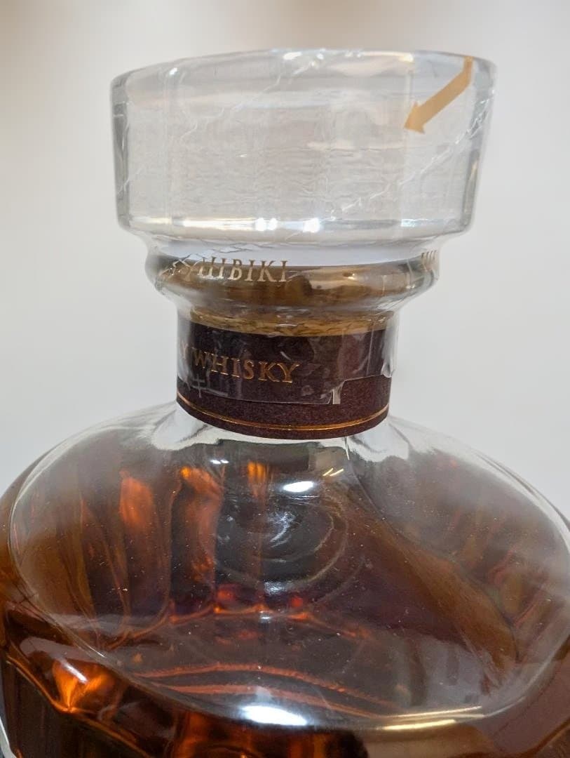 響17年 サントリーウイスキー 700ml