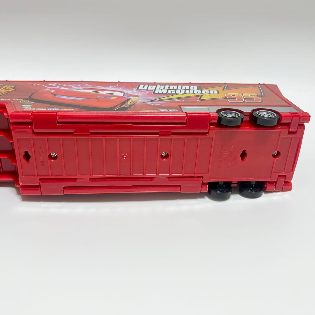 マテル　カーズ　Mack truck playset ライトニングマックイーン