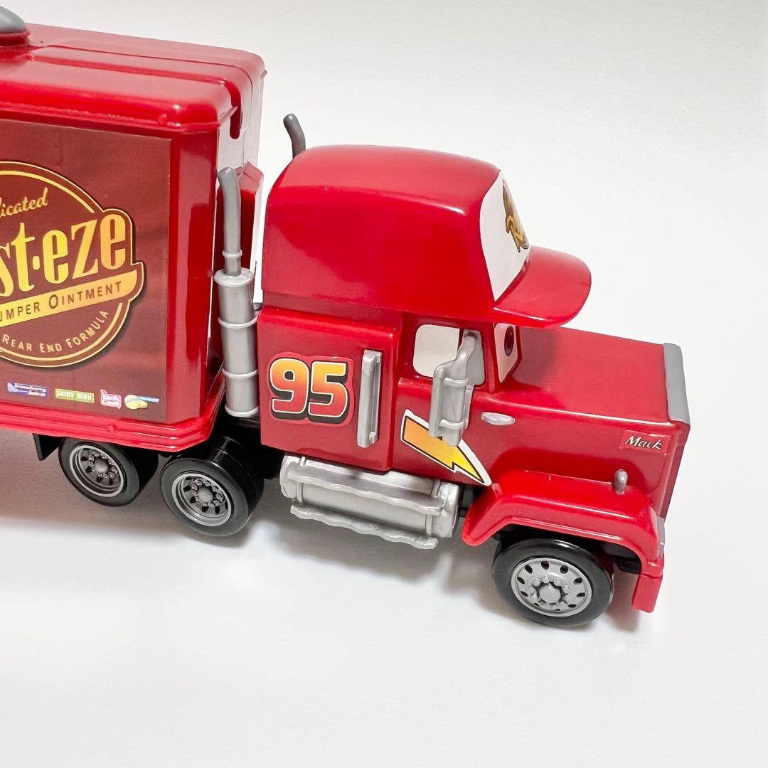 マテル　カーズ　Mack truck playset ライトニングマックイーン