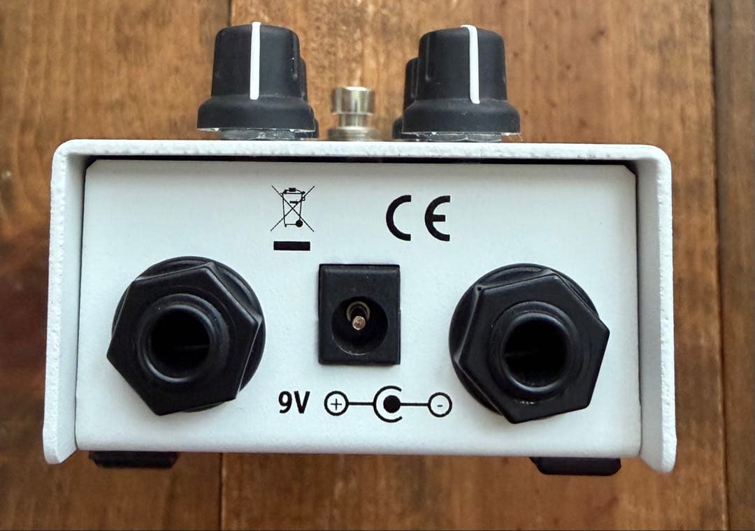 ベース aguilar CHORUSAURUS