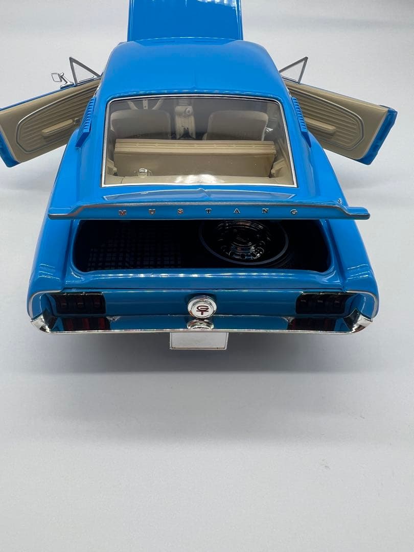 No48 ミニカー1/18箱あり Ford 1960 MUSTANG