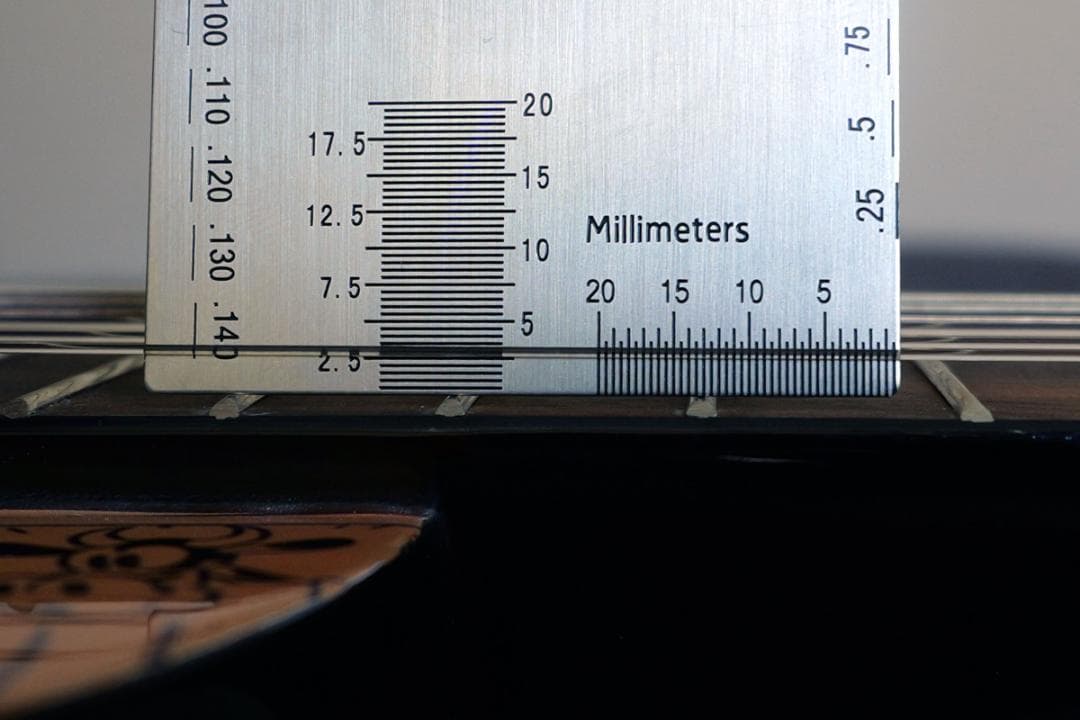 美品　Disney ミッキー　ミニ　クラシックギター DCG-1M