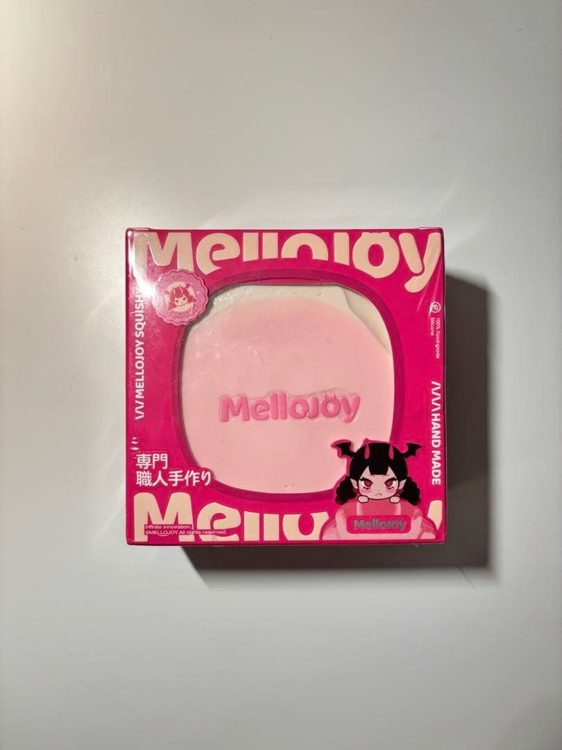 新品未開封 Mellojoy スフレ ストロベリー シリコンスクイーズ